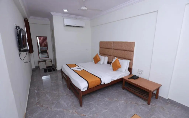Hotel Runway Inn