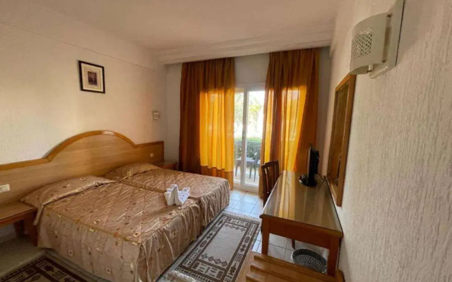 Soviva Resort - Families Only