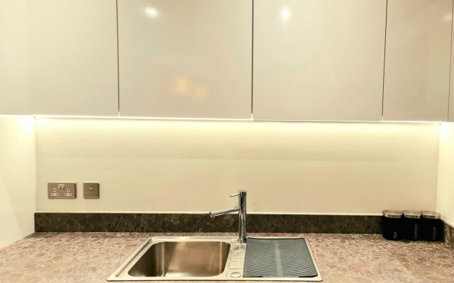 Exquisite, Cosy 2-bed Apartment in Salford