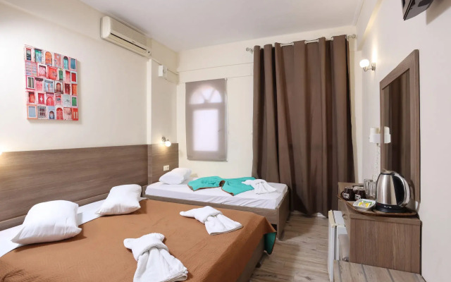 Summer Beach Hotel