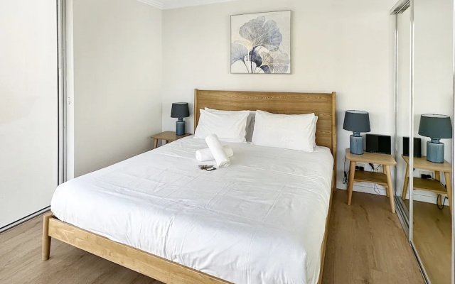 High-rise 2-bed Apartment With Gym, BBQ & Pool – Guest Rooms – Brisbane