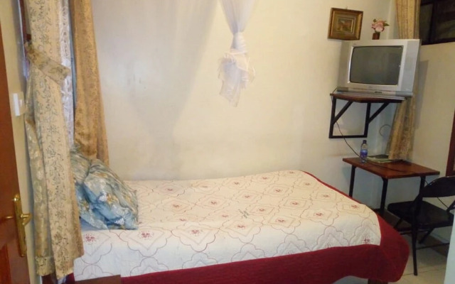 Mid Africa Hotel