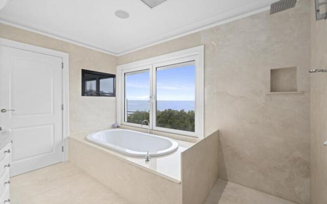 Solitary Views at Sapphire