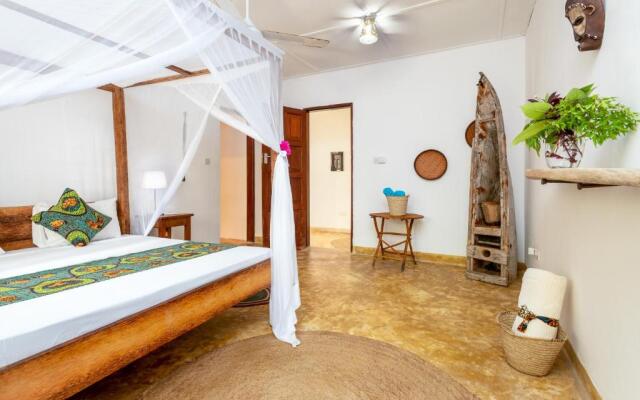Maji Lodge
