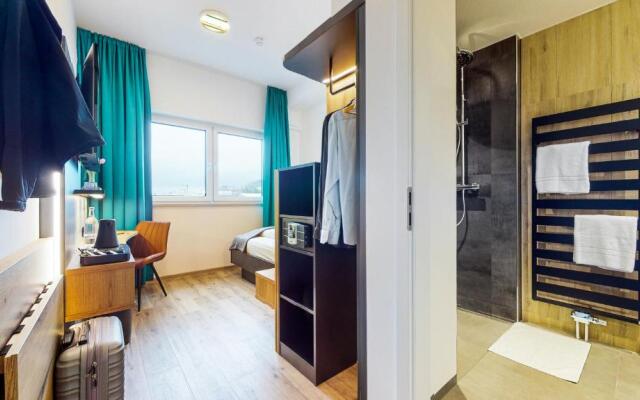 Point 7 Hotel