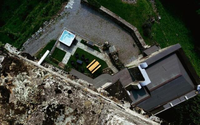 CASTELLO DEL 1100 CON VISTA e JACUZZI IN VALTELLINA