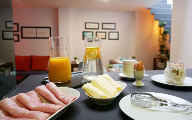 Serra do Pilar Porto Suites