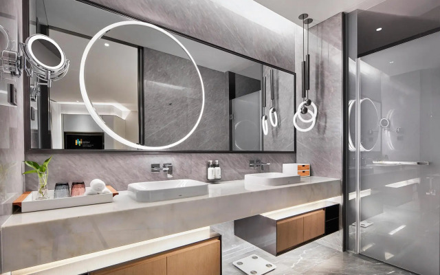 Even Hotels Nanjing Yangtze River by IHG