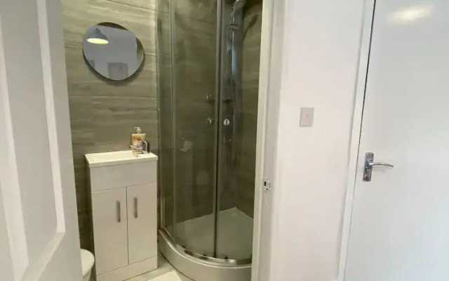 Host Stay Waterfront
