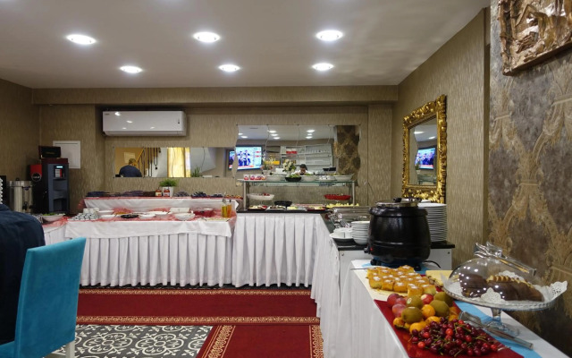 Diamond Royal Hotel