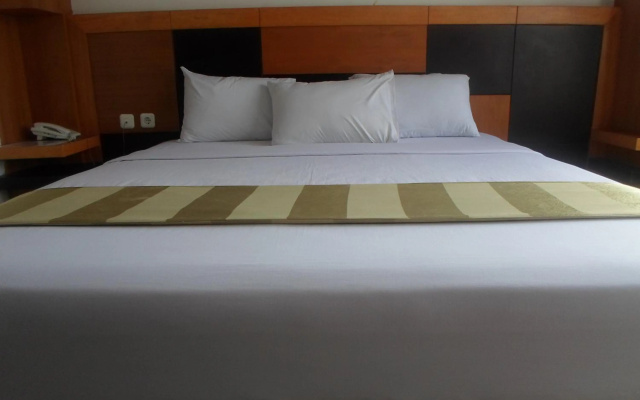 Hotel Grand Karawang Indah – Guest Rooms – Karawang