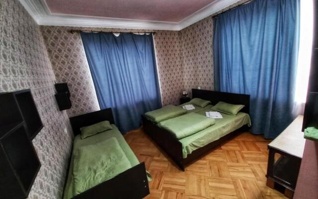Guest House Top Floor