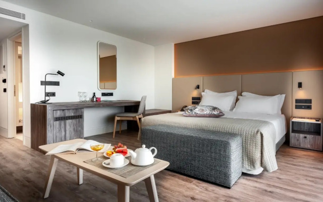 Eden Beach Hotel Club Attica