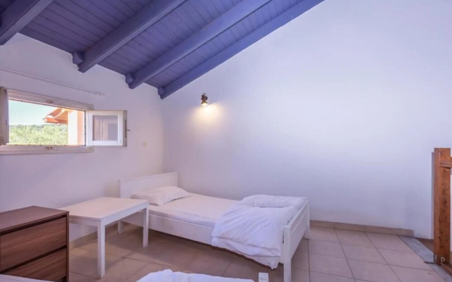 Frida Apartments by Checkin