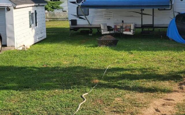 Wildwood Camper De Sleeps 6-7,