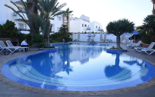 Golden Beach Appart'hotel