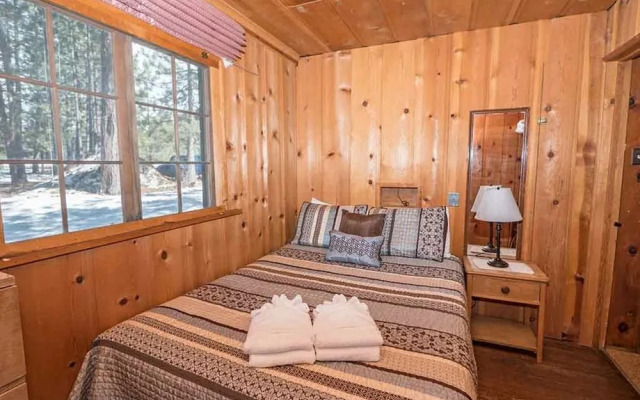 3901 Azure Avenue by RedAwning