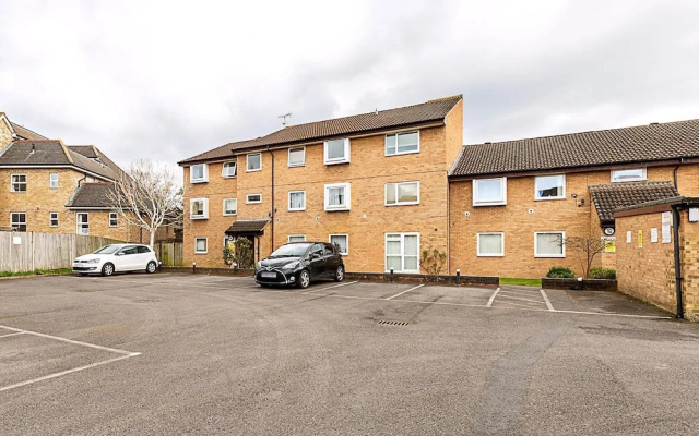 Quiet and Cosy 2-bed in Wimbledon
