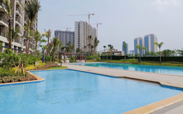Good Designed And Restful Studio Sky House Bsd Apartment