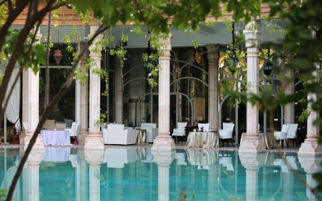 Palais Rhoul & SPA
