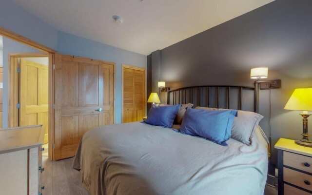 1 Bedroom Mountain Condo in River Run Village with Beautiful Mountain Views and Walking Distance to Ski