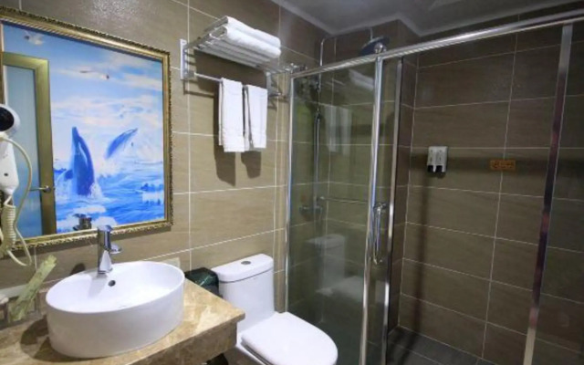 Yangjiang Dongping Holiday Hotel