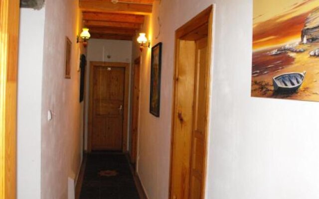 Hungaria Guesthouse