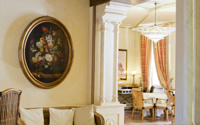 Hotel Milano Regency