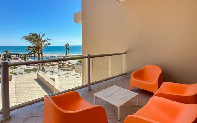 Luxury Ocean View Condo w Huge Deck