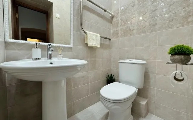 Апартаменты Комфорт-Апарт на ул. Попова, д. 7ст2