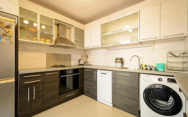 Apartment Yanevi