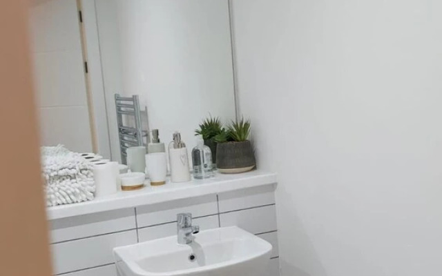 Charming 1-bed Villa in Liverpool