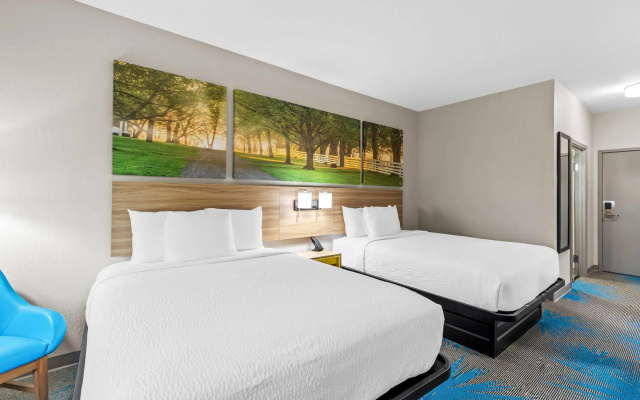 Days Inn & Suites by Wyndham Union City