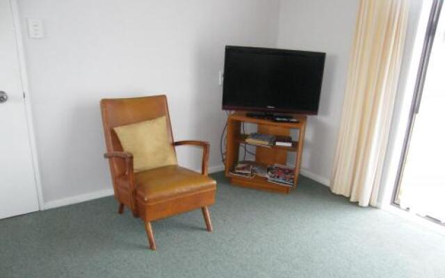 Kowhai Court MOTEL Apartments