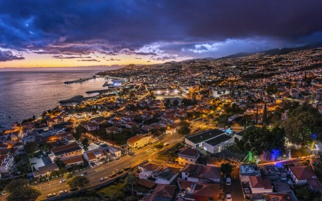 Casas do Miradouro 5 by Heart of Funchal