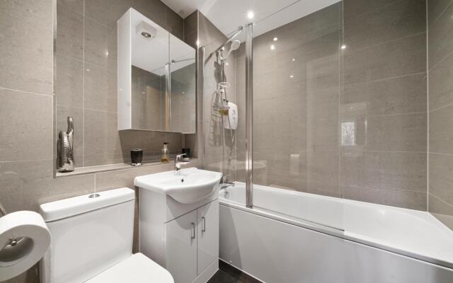 London Heathrow Living Serviced Apartments - Apt 9