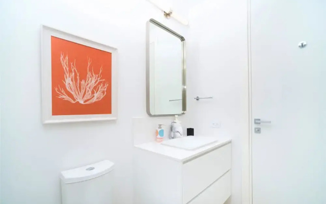 Cayman Luxury Rentals at One Canal Point