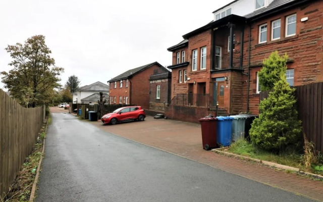 Greenlees Clubhouse 3 bed - Cambuslang