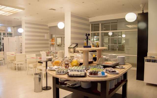 TRYP by Wyndham Montijo Parque Hotel