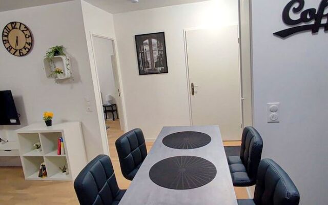Apartment Near University and Airport Paris-orly by Servallgroup
