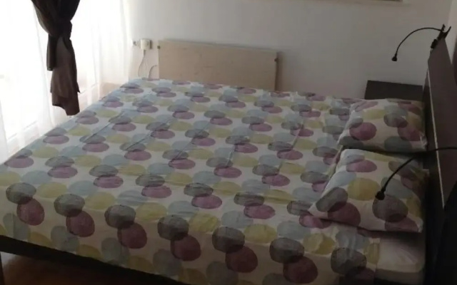 Wonderful Apartment Biserka Near the Beach