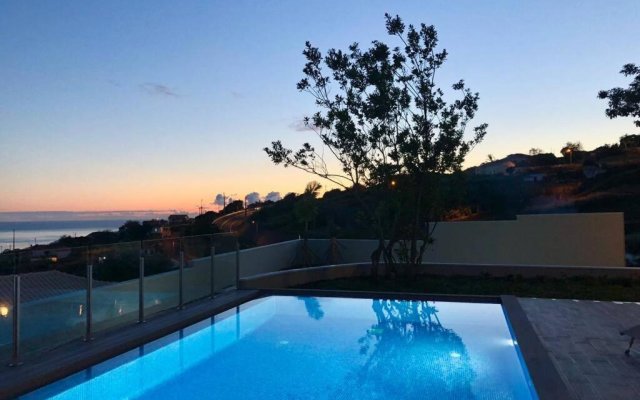 Villa Pinheira IV -Heated swimming pool and jacuzzi