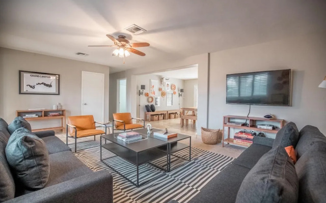 Free Bird by AvantStay | Desert Villa w/ Pool + Spa | 5 Mins to DT Scottsdale