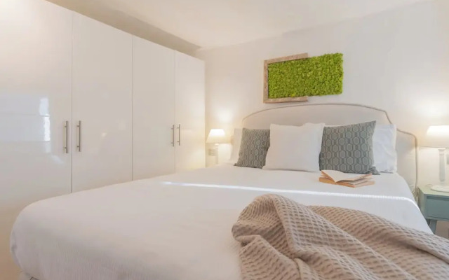 The Green Nest by Lake Como by Rent all Como