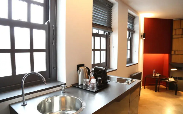 Paddington Rob-Roy Executive Suites