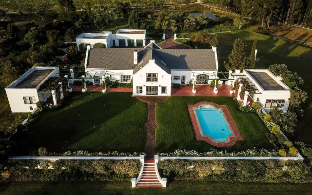 Greenhill Farm Manor House Plettenberg Bay - Private House Sleeps 8