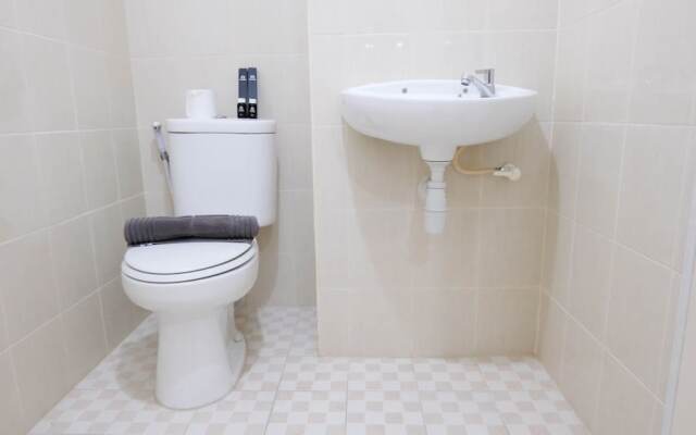 Clean And Comfy 2Br Apartment At Puncak Kertajaya