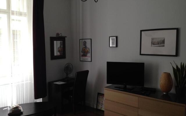 Private apartment Centertown