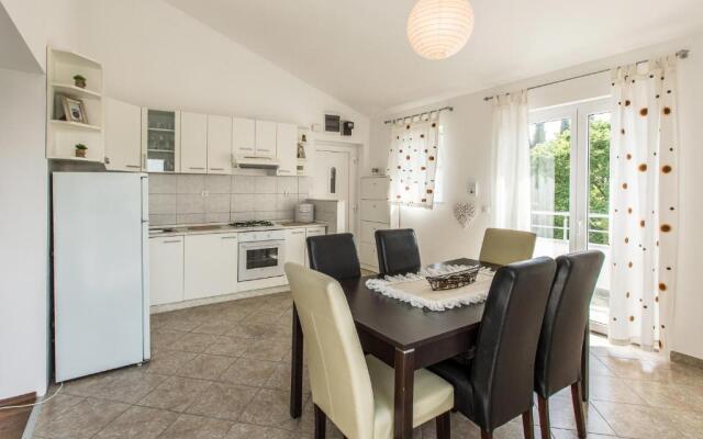 Apartment Lidija