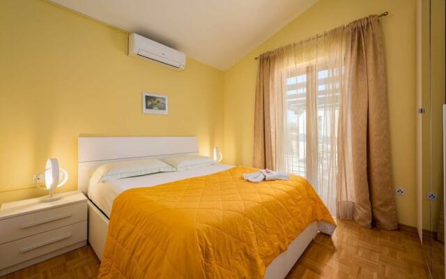 Villa Sol Avis